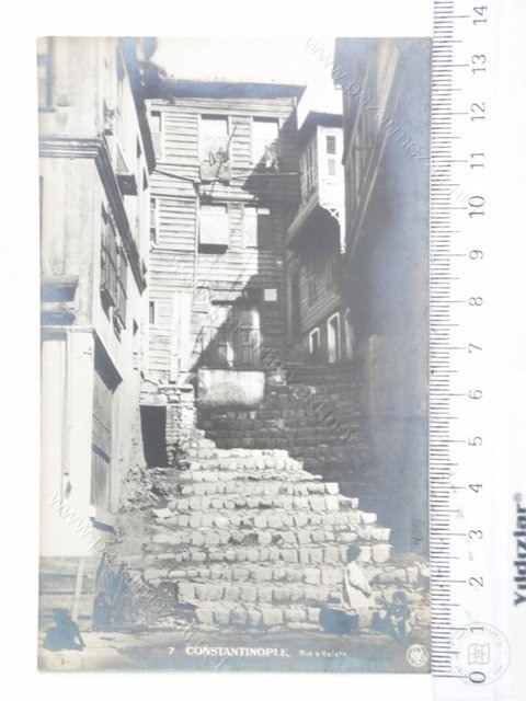 Sokaklar — Arşivden bir görünüm