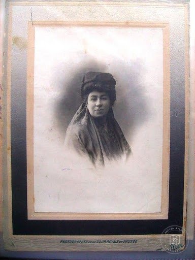 WOMEN — Archive image