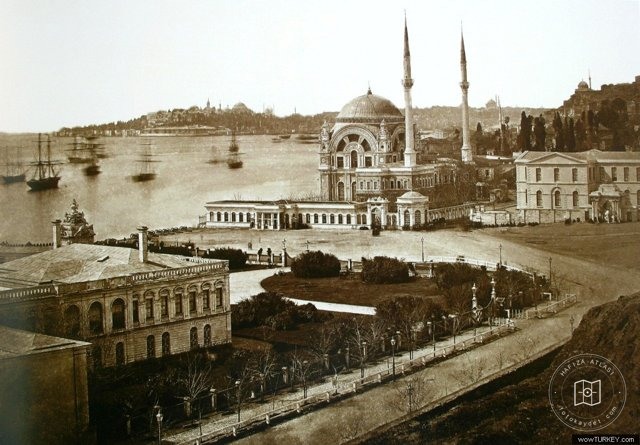Dolmabahçe and Çırağan — View from the archive