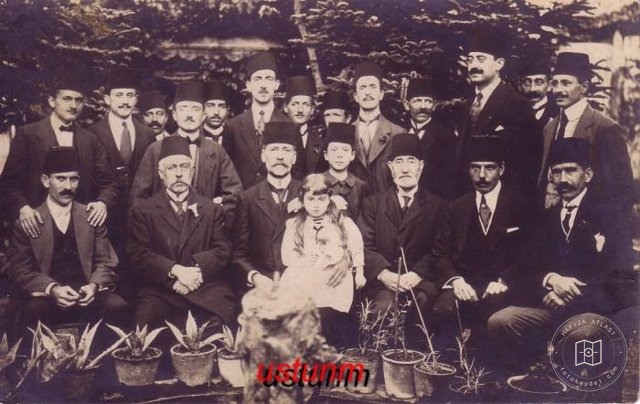 Portreler ve Yaşam — Portre ve kişi arşivi