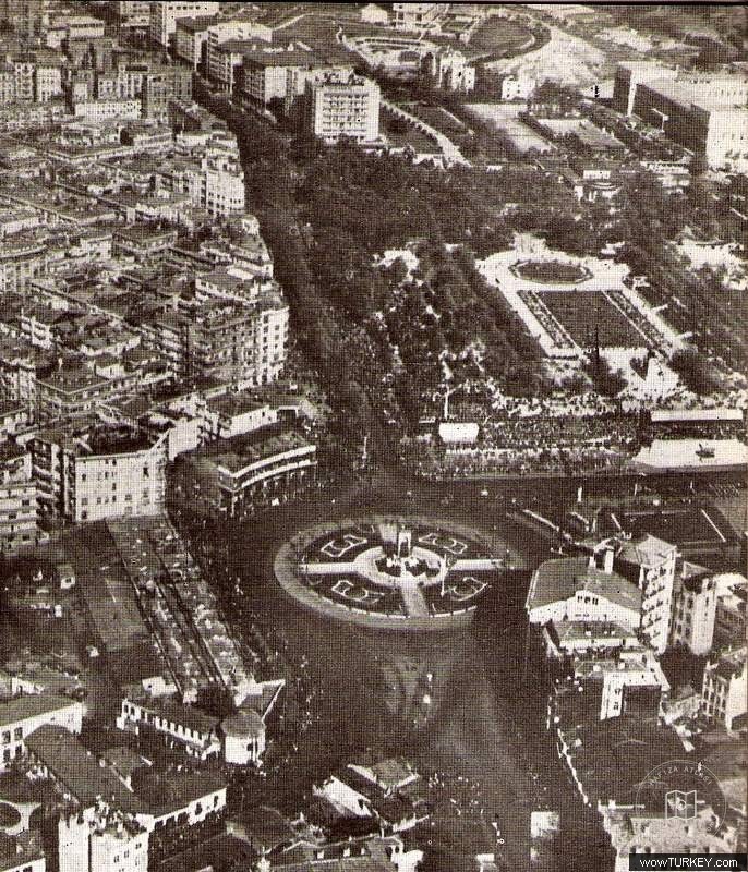 Taksim — Arşivden bir görünüm