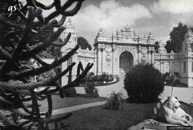 Dolmabahçe Palace