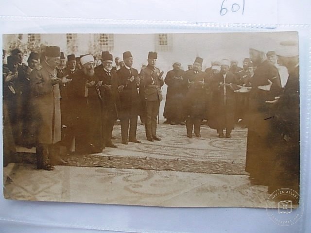 Hanedanlar — Portre / Kişi Görseli