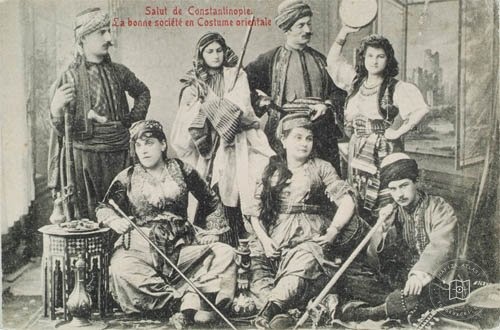 Kadın-Kıyafetler