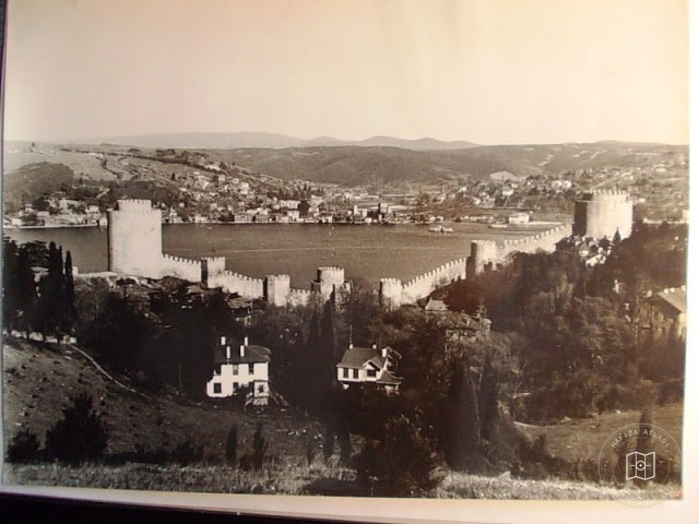Rumeli and Anatolia Hisarler — Archive image