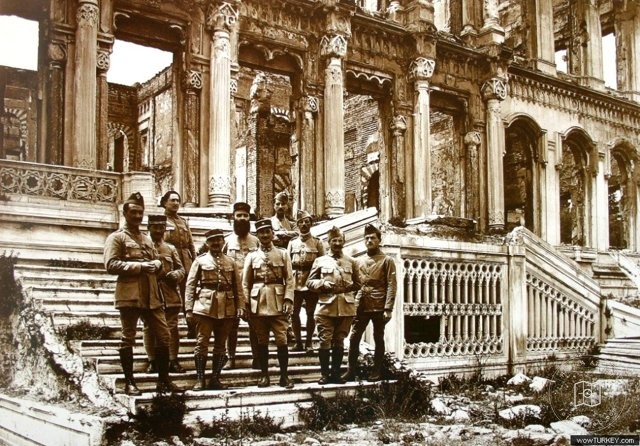 Ragan Palace Agustos — 27 December 2019