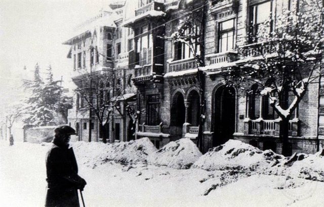 Nişantaşı-SOLDAKİ ARCHITECTURE AND SCAM