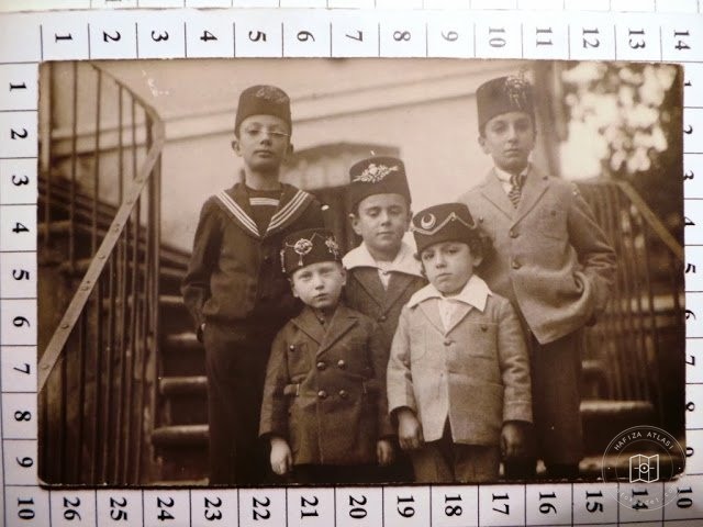 WOMEN — Archive image