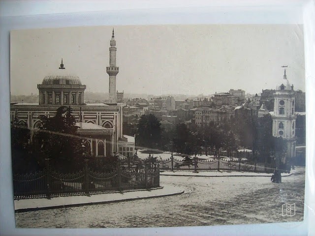 Yıldız Mosque and Palace — Archive image