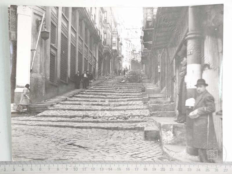 Karaköy — Arşivden bir görünüm