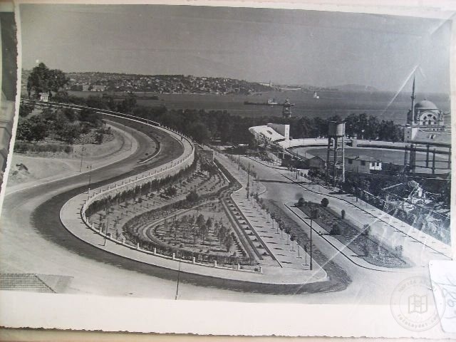 Dolmabahçe and Çırağan — Archive image