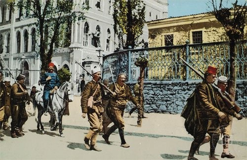 Haraket Ordusu Taksimde