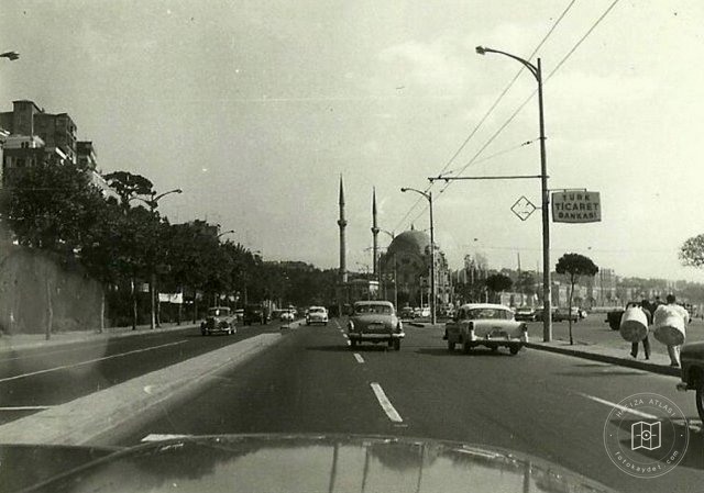 Dolmabahçe and Çırağan — View from the archive