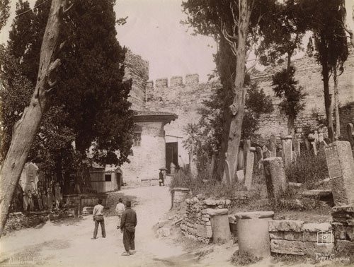 Eğrikapı