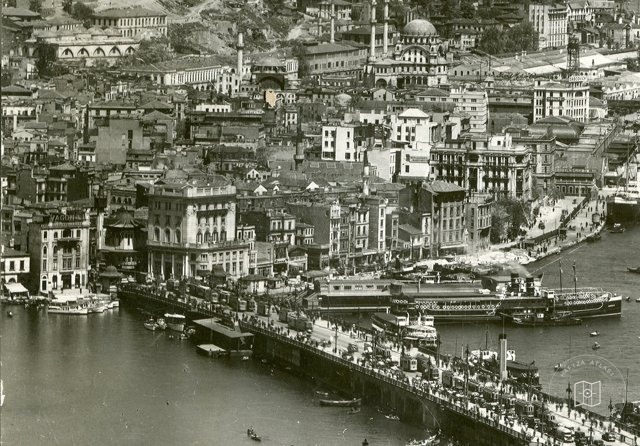 Karaköy — Arşivden bir görünüm