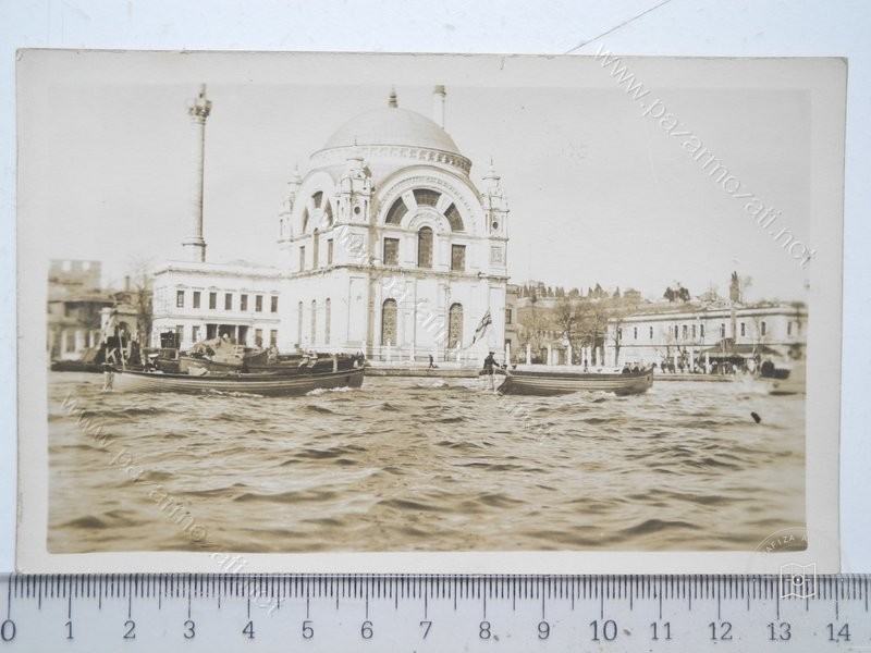 Dolmabahçe ve Çırağan — Arşivden bir görünüm