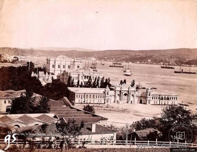 Dolmabahçe and Çırağan — View from the archive