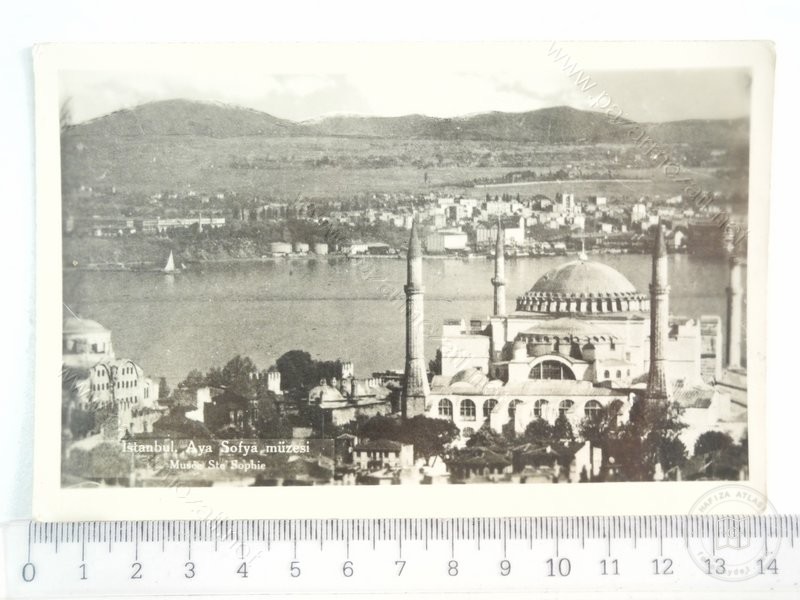 Ayasofya — Arşivden bir görünüm