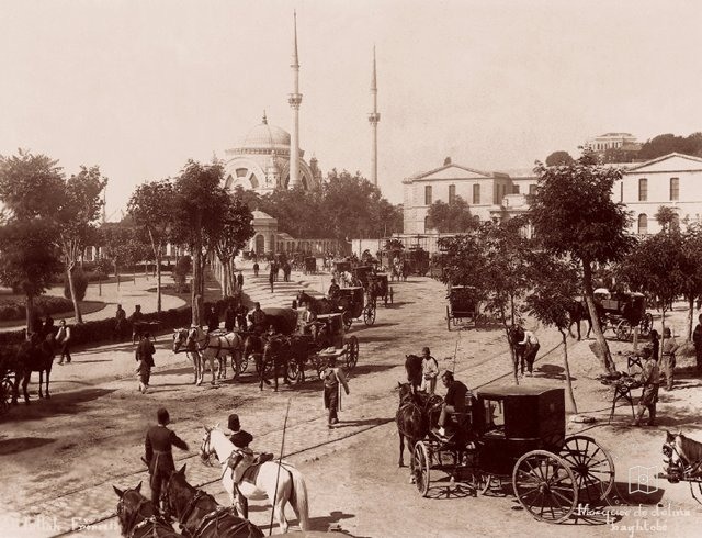 Dolmabahçe-Mosque-and-Square-Late-19th-C