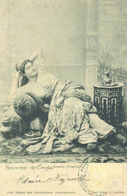 Kadınlar — Arşivden bir görünüm