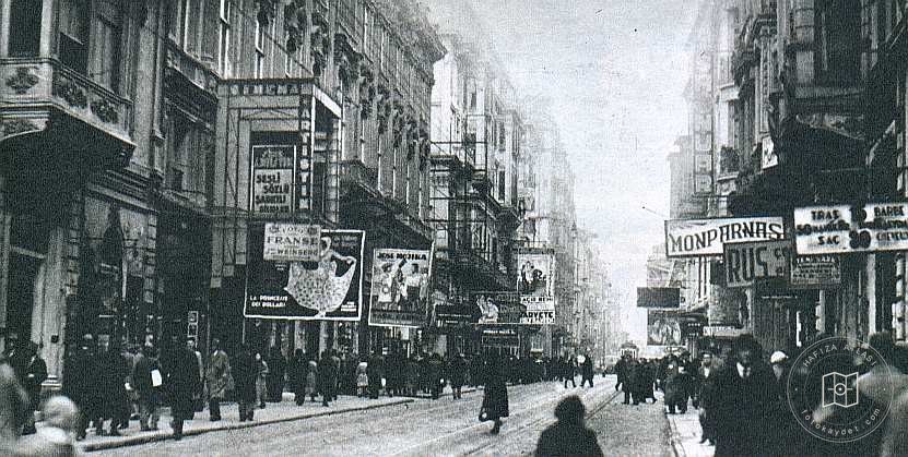 istanbul.directory - İstiklal Caddesi