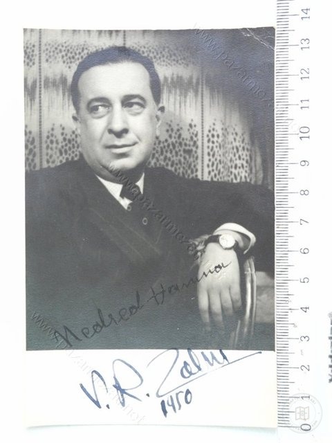 Tarihî Kişiler — Portre ve kişi arşivi