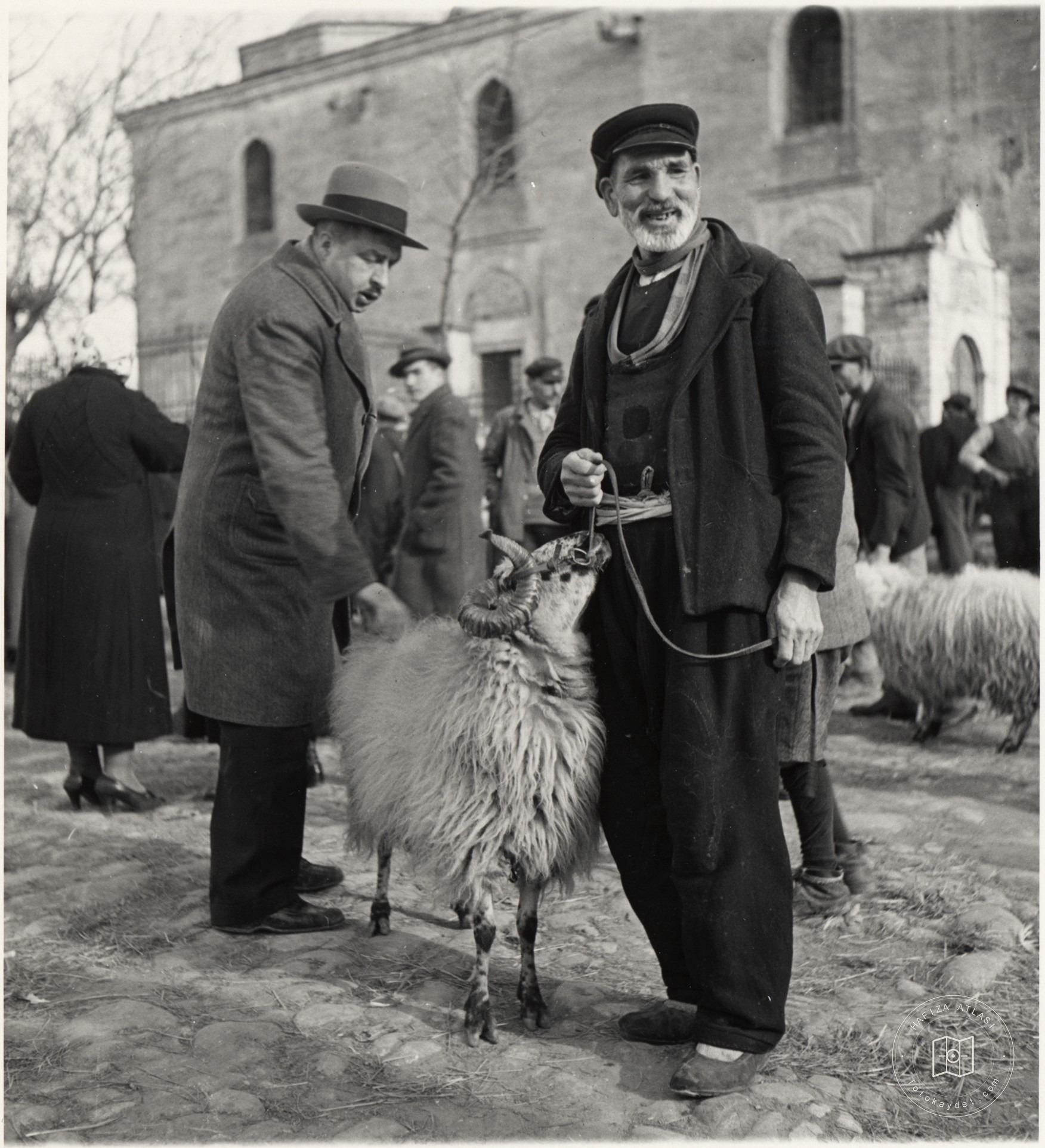 Tarihî Kent ve Yapı Görünümleri — Arşiv kaydı