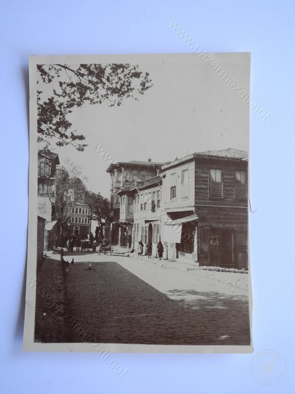 Sokaklar — Arşivden bir görünüm