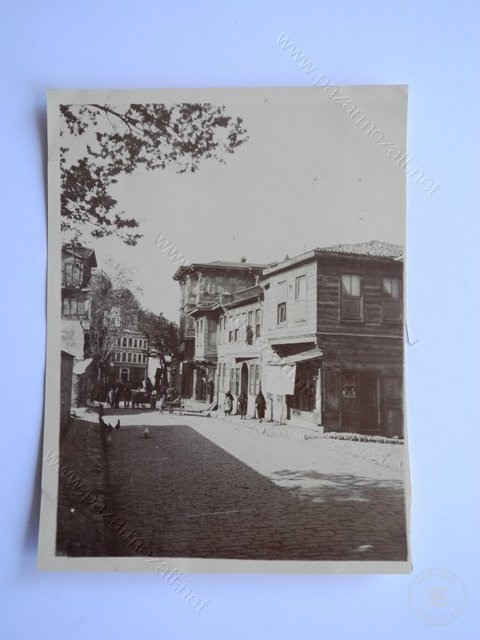 Sokaklar — Arşivden bir görünüm