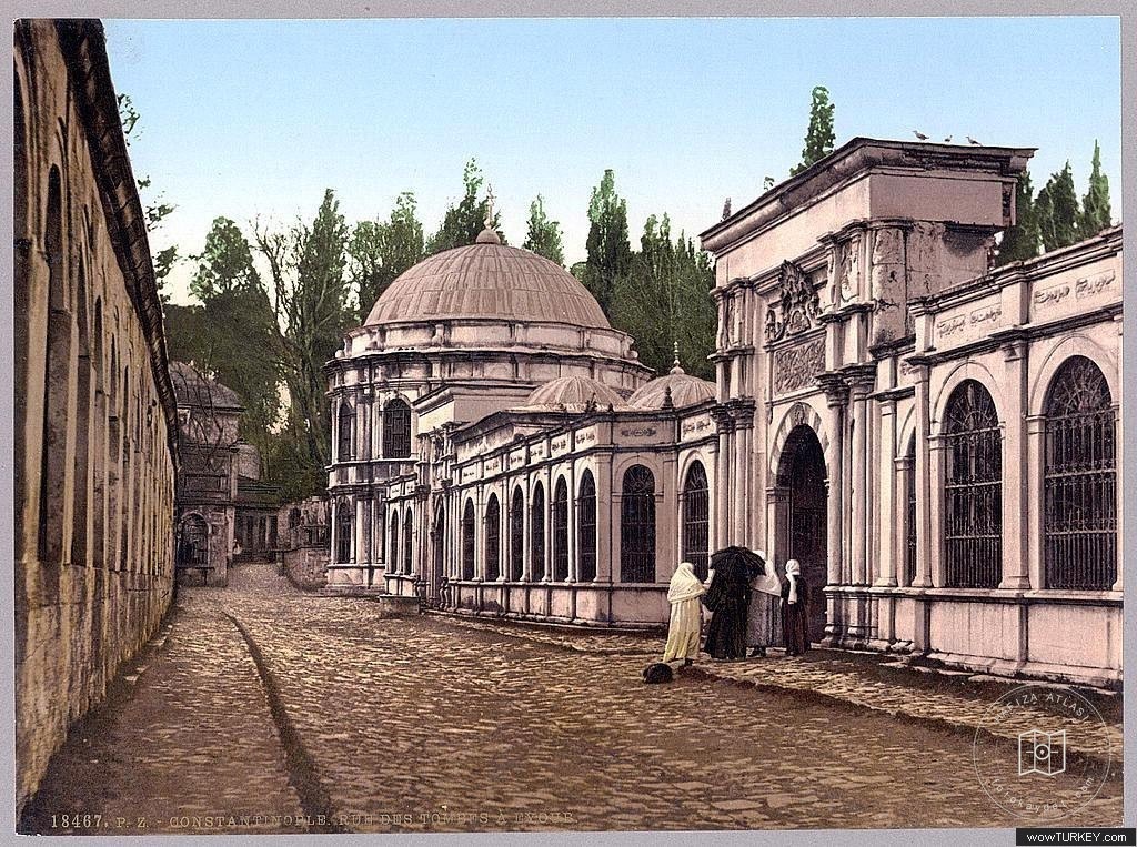 Street İn Eyüp A Section Of Istanbu