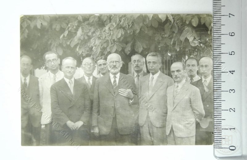 Historical Contacts — Portrait from the archive