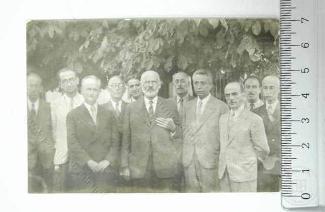 Tarihî Kişiler — Portre ve kişi arşivi