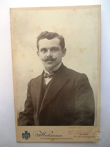 Portreler ve Yaşam — Portre / Kişi Görseli