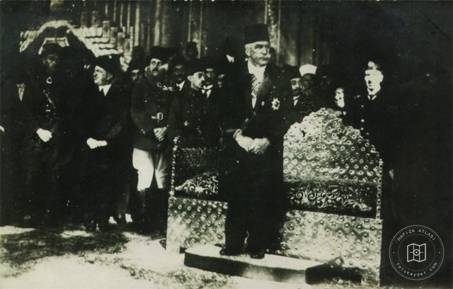 Hanedanlar — Portre / Kişi Görseli