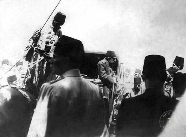 Hanedanlar — Portre / Kişi Görseli