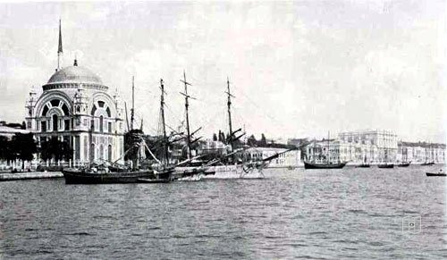 Dolmabahçe Palace