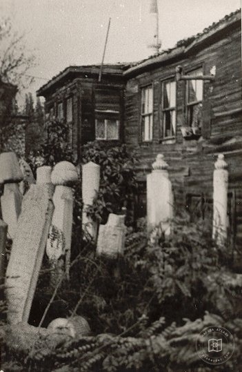 İstanbul Tekkeleri — Arşivden bir görünüm