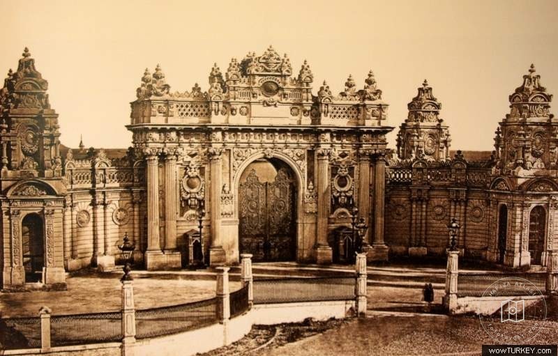 Dolmabahçe and Çırağan — View from the archive