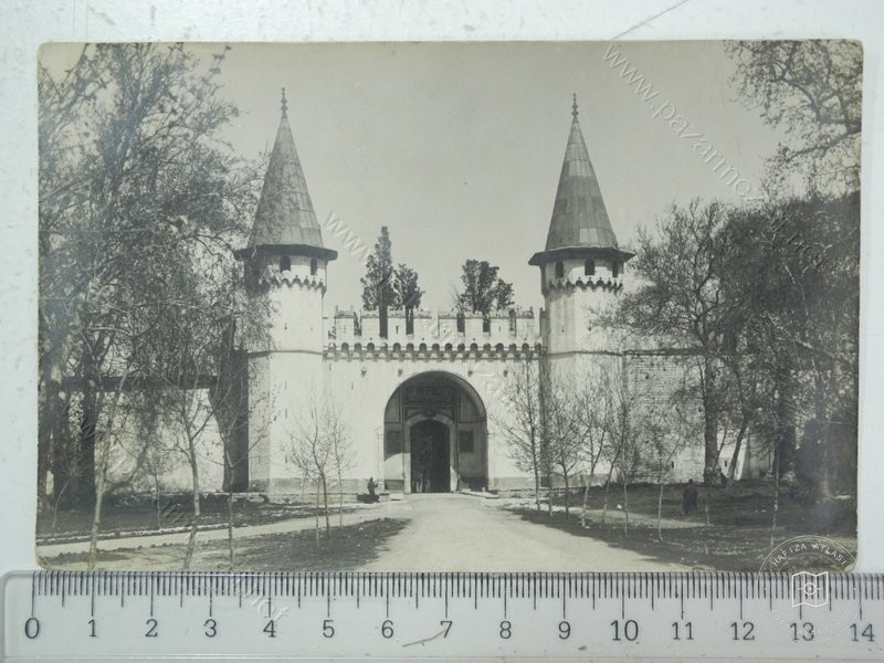 Topkapı Sarayı — View from the archive