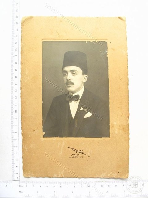 Portreler ve Yaşam — Portre ve kişi arşivi