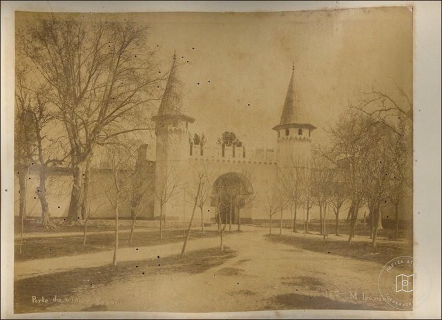 Topkapı Sarayı — View from the archive