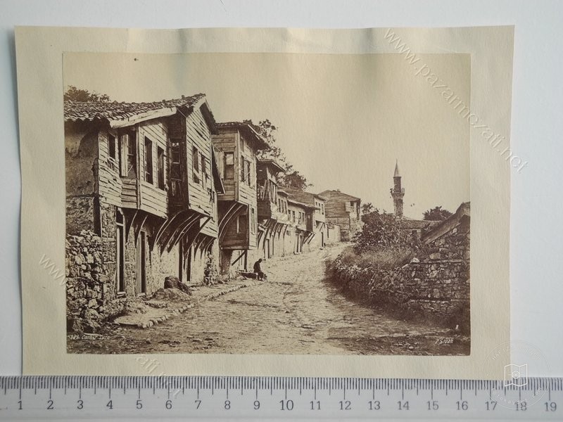 Sokaklar — Arşivden bir görünüm