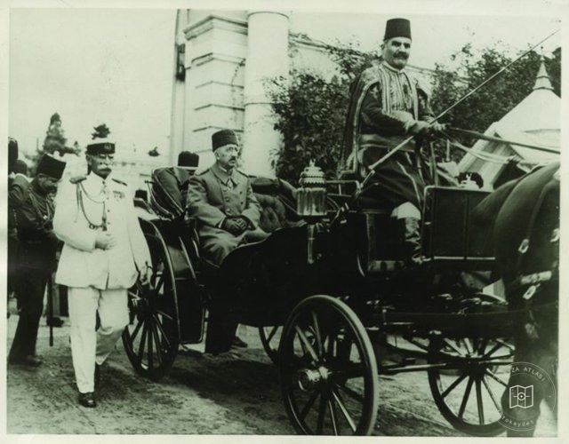 Hanedanlar — Portre / Kişi Görseli