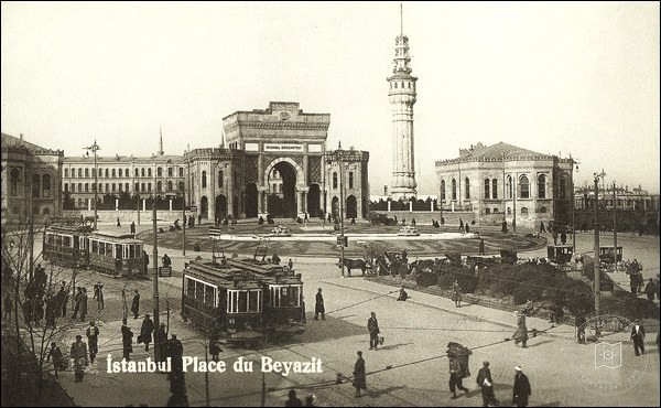 Beyazıt Meydanı