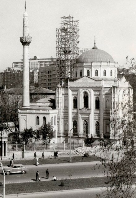 Aksaray Valide Sultan Mosque