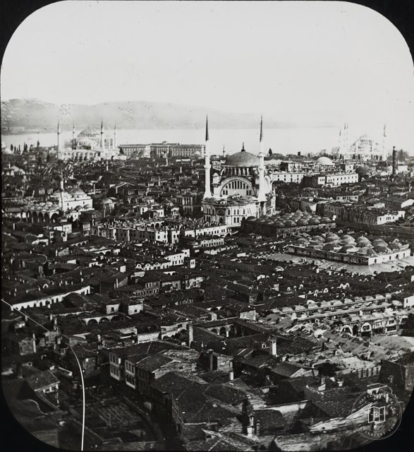 Beyazıt Kulesi'nden Sultanahmet · Claude Marie Ferrier Fotoğrafı