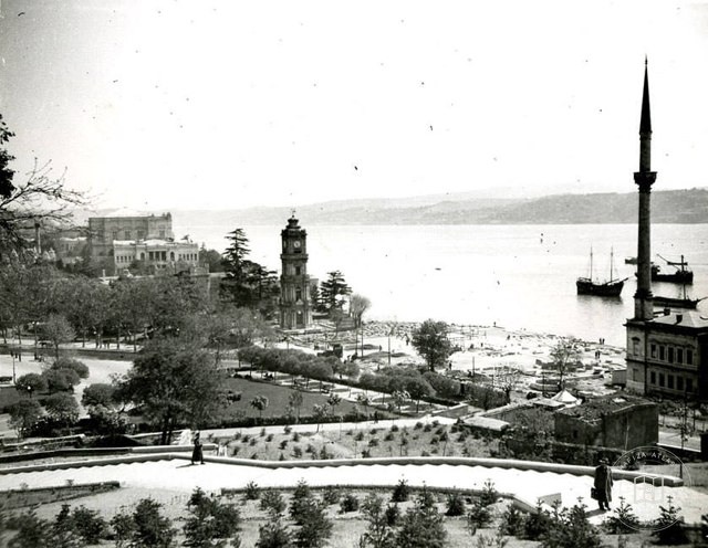 Dolmabahçe 1942(?) © Fonds Henri Prost