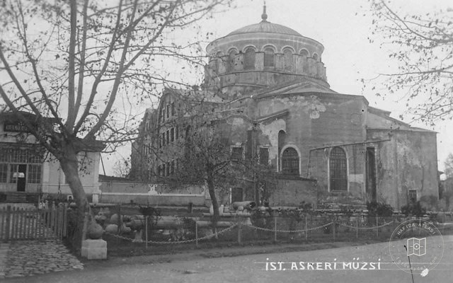 Aya İrini Askeri Müze iken