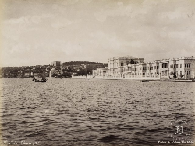 Dolmabahçe · Abdullah Fréres Photo · 1880s