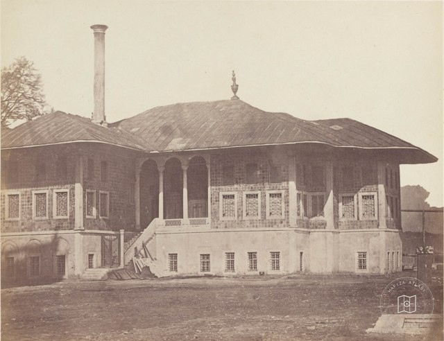 Dolmabahçe Placed in the Before the Palace of China Mansion · James Robertson · 1850s